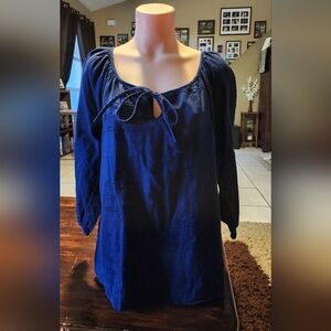 Old Navy blouse in navy blue